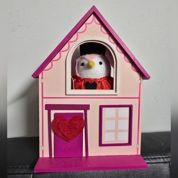 New Featherly Friends Valentine's Day Decor Bundle, Pink House and Kingsley Bird - Picture 2 of 9
